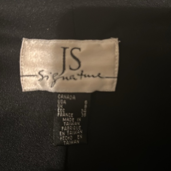 Gorgeous stretchy velour type jacket - Picture 3 of 5